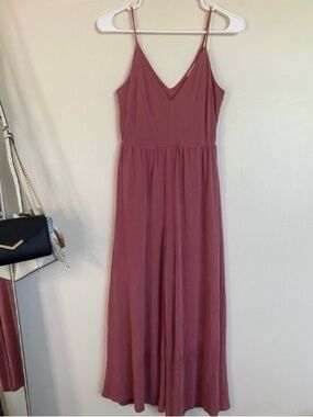 Sienna Sky Spaghetti Strap V-Neck wide leg crop jumper  - Mauve Rose